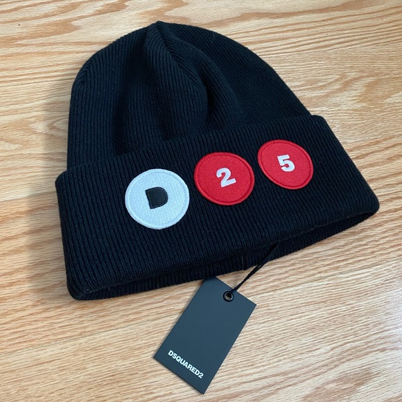 DSQUARED2 unisex hat / tuque / patch beanie - Picture 3 of 9